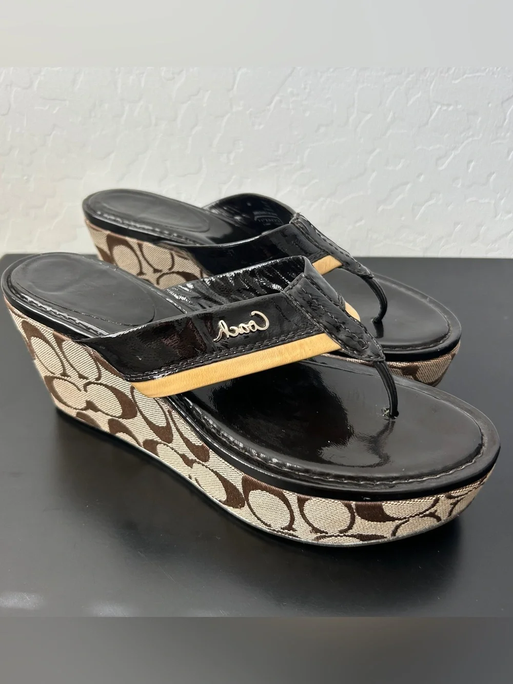 Y2K Coach Jody Black Patent Leather Signature Platform Sandals sz 8